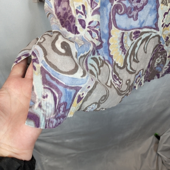 Chico's tunic sweater. - Picture 4 of 10